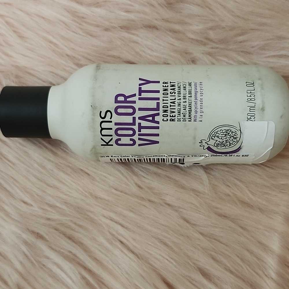 Brand New KMS COLOR VITALITY CONDITIONER